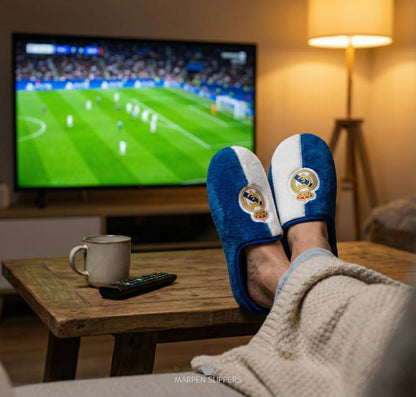 ZAPATILLA FUTBOL O*F*I*C*I*A*L REAL MADRID de andar por casa