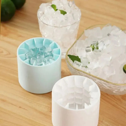 Molde de silicona para cubitos de hielo redondos, hecho en casa, para congelar en el refrigerador.